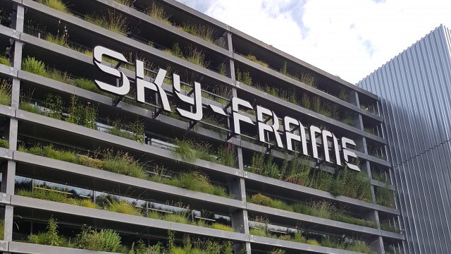 Cotswold Visit Sky-Frame Headquarters 